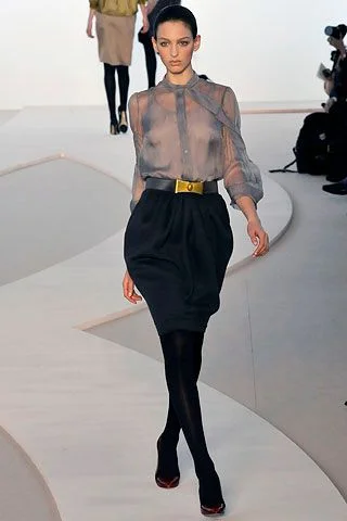 Look 16